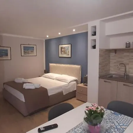 Monolocale 3 Lungomare Hopps Apartment *
